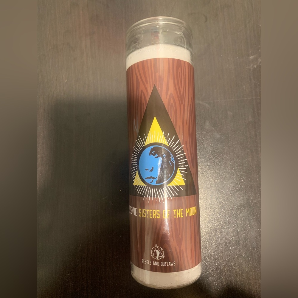 REBELS AND OUTLAWS SISTERS OF THE MOON CANDLE - Picture 4 of 5